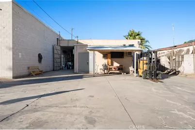 1033 W 3rd Street, San Bernardino, CA 92410 - Photo 9