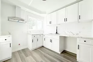 914 E 93rd St, Los Angeles, CA 90002 - Photo 5