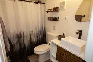 33067 Robin, Running Springs, CA 92382 - Photo 25