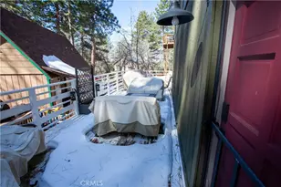 33067 Robin, Running Springs, CA 92382 - Photo 27