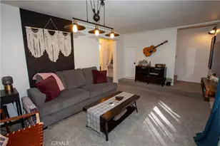 33067 Robin, Running Springs, CA 92382 - Photo 19