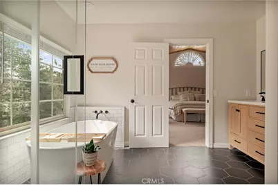 32425 Snowshoe, Running Springs, CA 92382 - Photo 17