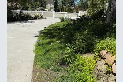 32425 Snowshoe, Running Springs, CA 92382 - Photo 43