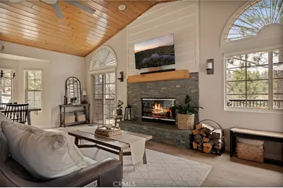 32425 Snowshoe, Running Springs, CA 92382 - Photo 9