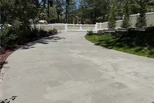 32425 Snowshoe, Running Springs, CA 92382 - Photo 47