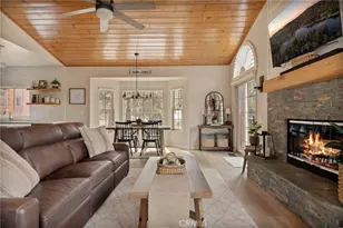 32425 Snowshoe, Running Springs, CA 92382 - Photo 11