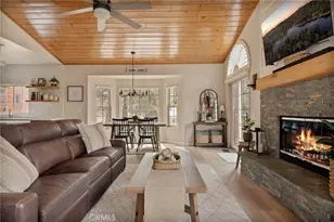 32425 Snowshoe, Running Springs, CA 92382 - Photo 11