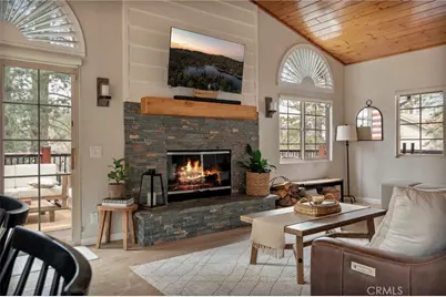 32425 Snowshoe, Running Springs, CA 92382 - Photo 11