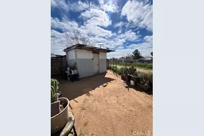 13892 Pioneer Road, Space 29A #29A, Apple Valley, CA 92307 - Photo 11