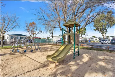 13892 Pioneer Road #Spc 17, Apple Valley, CA 92307 - Photo 17