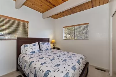 26561 Amador Lane, Lake Arrowhead, CA 92352 - Photo 19