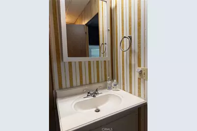 725 W Thornton Ave #109, Hemet, CA 92543 - Photo 15