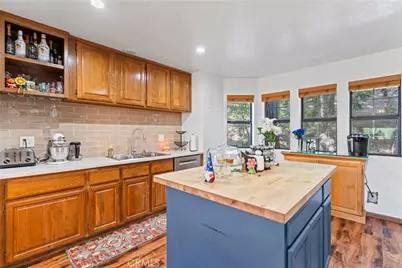 27528 Ashwood Lane, Lake Arrowhead, CA 92352 - Photo 7