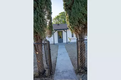 2750 June, San Bernardino, CA 92407 - Photo 7