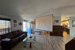 5384 Mariposa, 29 Palms MCB, CA 92277 - Photo 9