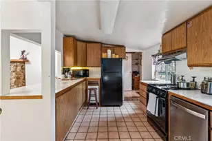 1051 Playground Dr, Crestline, CA 92325 - Photo 9