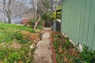 1051 Playground Dr, Crestline, CA 92325 - Photo 29