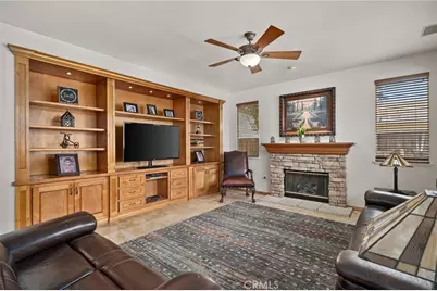 17241 Greentree Drive, Riverside, CA 92503 - Photo 15