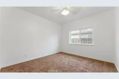 11368 Cactus Ave, Bloomington, CA 92326 - Photo 13