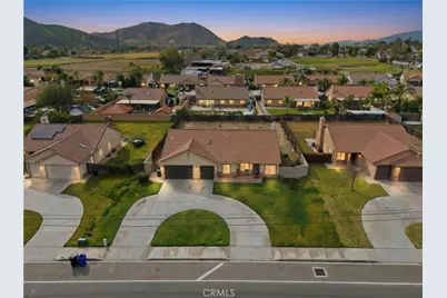 11368 Cactus Ave, Bloomington, CA 92326 - Photo 17