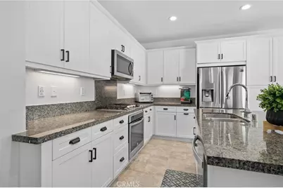 15779 Molly Avenue, Chino, CA 91708 - Photo 13