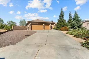 35316 Dry Creek Rd, Yucaipa, CA 92399 - Photo 43