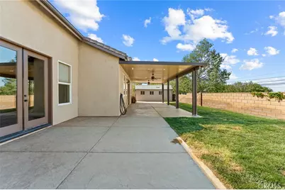 35316 Dry Creek Road, Yucaipa, CA 92399 - Photo 37