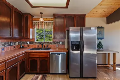 43850 Yosemite, Big Bear Lake, CA 92315 - Photo 19