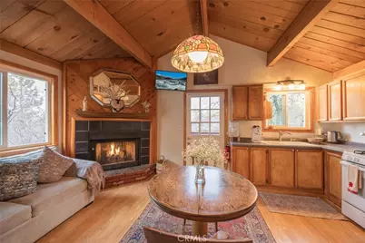 875 Santa Barbara, Sugarloaf, CA 92386 - Photo 19