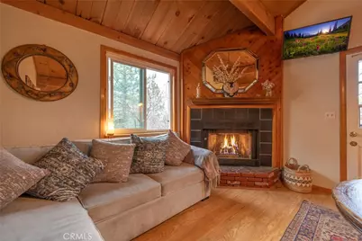 875 Santa Barbara, Sugarloaf, CA 92386 - Photo 23
