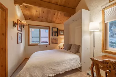 875 Santa Barbara, Sugarloaf, CA 92386 - Photo 31