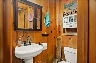 32135 West Dr, Running Springs, CA 92382 - Photo 21