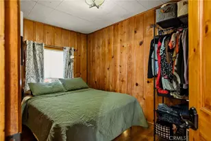 32135 West Dr, Running Springs, CA 92382 - Photo 19