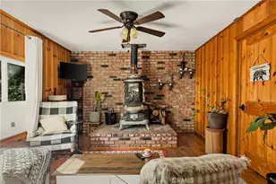 32135 West Dr, Running Springs, CA 92382 - Photo 5