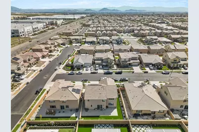 16776 Tulip Tree Street, Fontana, CA 92336 - Photo 47