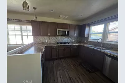 520 Country Club Lane, San Bernardino, CA 92404 - Photo 9