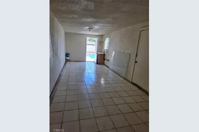 520 Country Club Lane, San Bernardino, CA 92404 - Photo 19