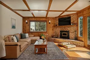 915 Trinity, Lake Arrowhead, CA 92352 - Photo 11