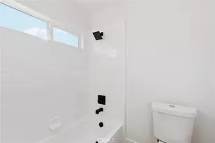 19813 Alyssa Dr, Newhall, CA 91321 - Photo 41