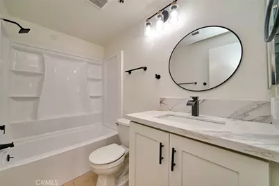 720 W 4th #305, Long Beach, CA 90802 - Photo 23