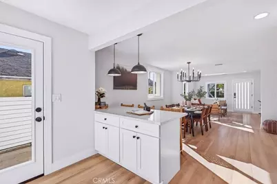 1254 Sanborn Avenue, Los Angeles, CA 90029 - Photo 11