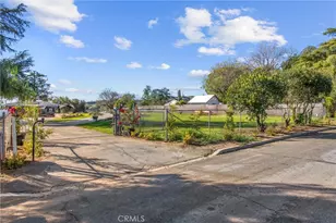 33574 Washington Dr, Yucaipa, CA 92399 - Photo 3