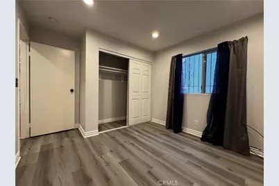 323 W 47th Place, Los Angeles, CA 90037 - Photo 15