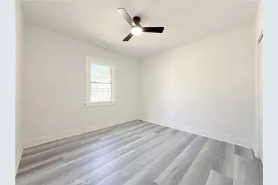 923 E 97th Street, Los Angeles, CA 90002 - Photo 17