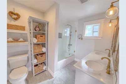 4032 Elmwood Court, Riverside, CA 92506 - Photo 15