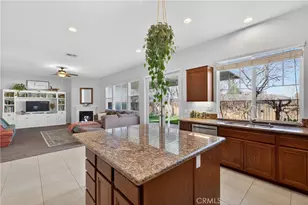 34216 Pinehurst Dr, Yucaipa, CA 92399 - Photo 7
