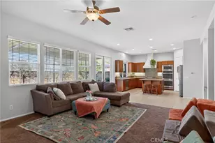 34216 Pinehurst Dr, Yucaipa, CA 92399 - Photo 9