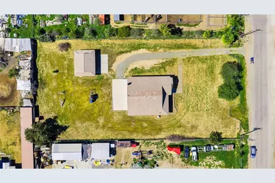 21725 Pinewood, Perris, CA 92570 - Photo 65