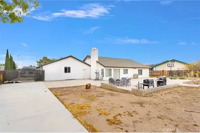 11334 Courtside, Victorville, CA 92392 - Photo 29