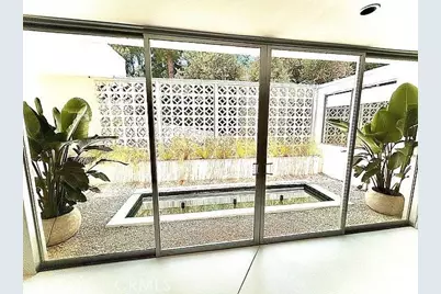 1030 San Rafael Ln, Pasadena, CA 91105 - Photo 9